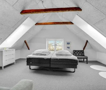 Semesterbostad Wonderful *